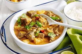 Massaman Curry: Kari Thailand dengan Sentuhan Rempah Timur Tengah